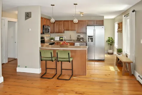 20 Oak Grove Avenue Bath ME 04530