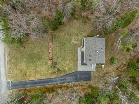 19 Woodridge Drive Standish ME 04085
