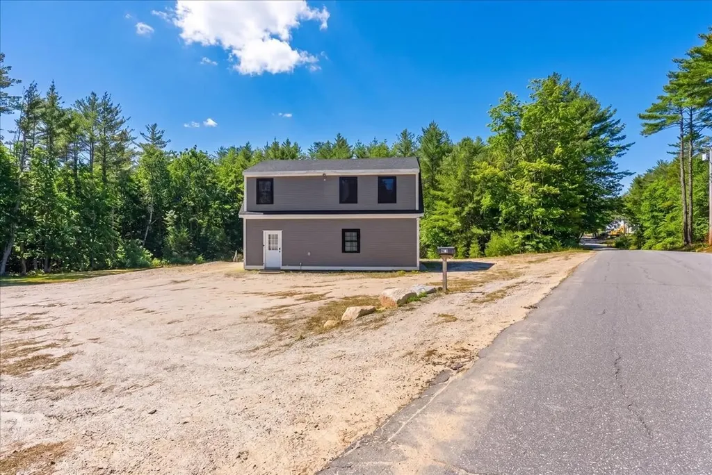 471 Bisbeetown Road Waterford ME 04088