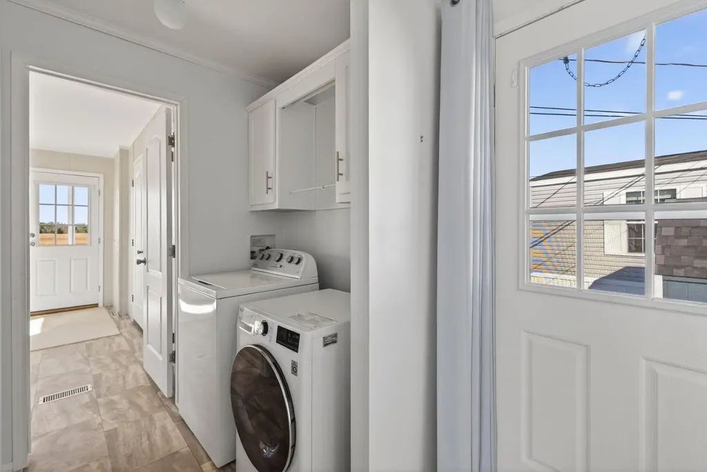 66 Scarponi Drive Brunswick ME 04011
