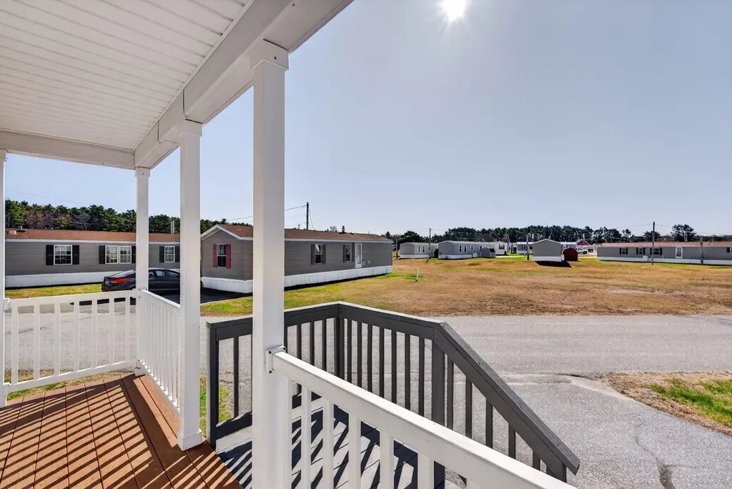 66 Scarponi Drive Brunswick ME 04011