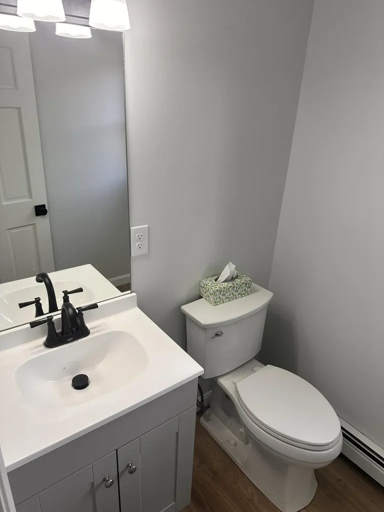 7 Robin Lane Kittery ME 03904