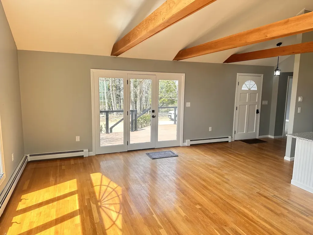 7 Robin Lane Kittery ME 03904