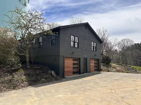 7 Robin Lane Kittery ME 03904