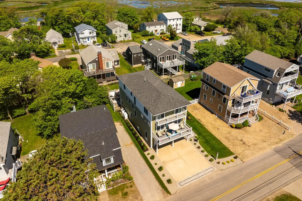470 Ocean Avenue Wells ME 04090