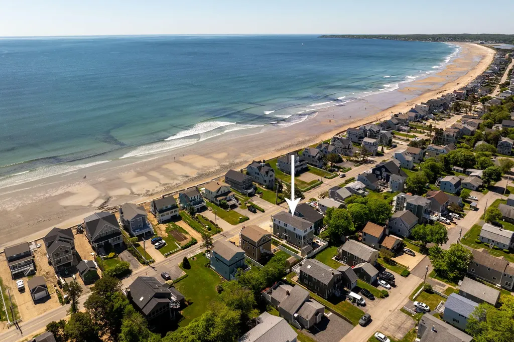 470 Ocean Avenue Wells ME 04090