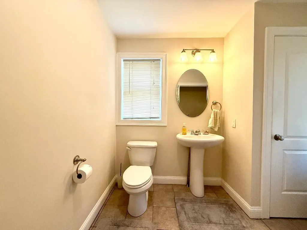 25 Bishop Avenue South Portland ME 04106