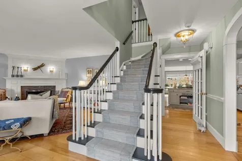 8 Old Seabury Road York ME 03909