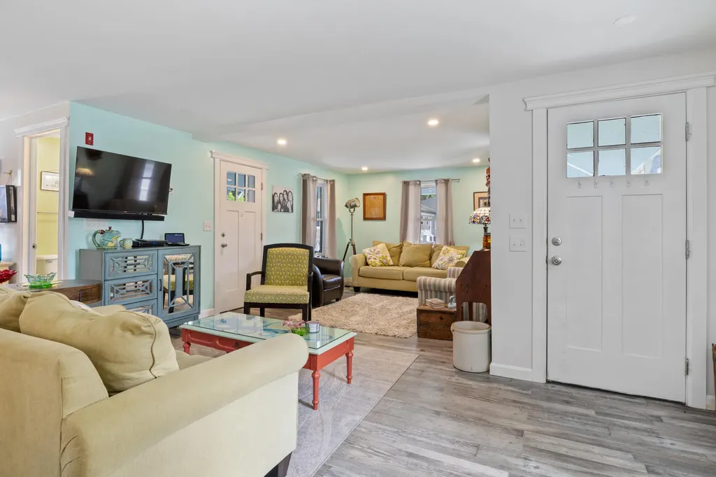 32A W Old Orchard Avenue Old Orchard Beach ME 04064