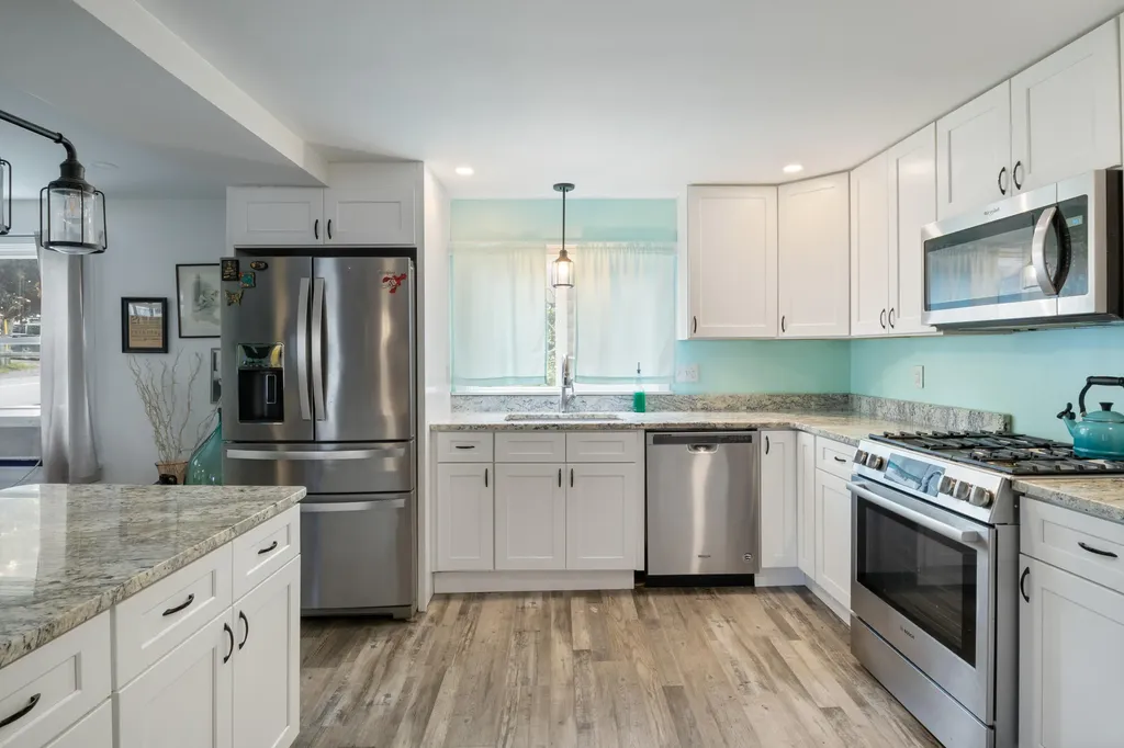 32A W Old Orchard Avenue Old Orchard Beach ME 04064