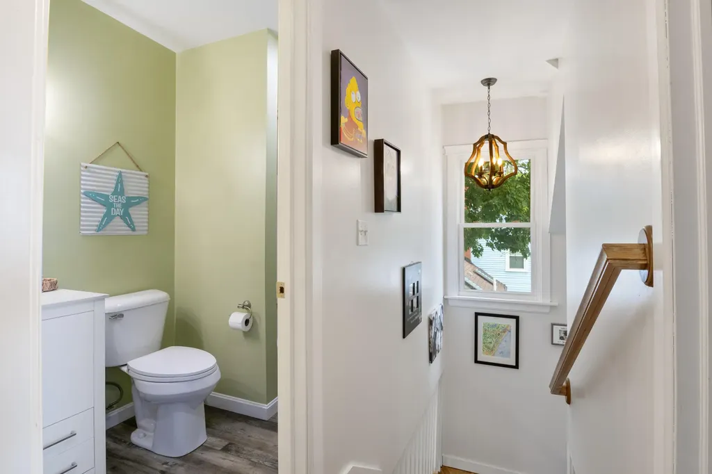 32A W Old Orchard Avenue Old Orchard Beach ME 04064