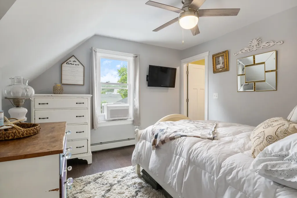 32A W Old Orchard Avenue Old Orchard Beach ME 04064