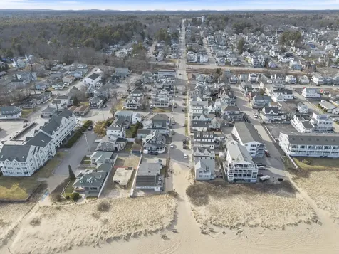 32A W Old Orchard Avenue Old Orchard Beach ME 04064