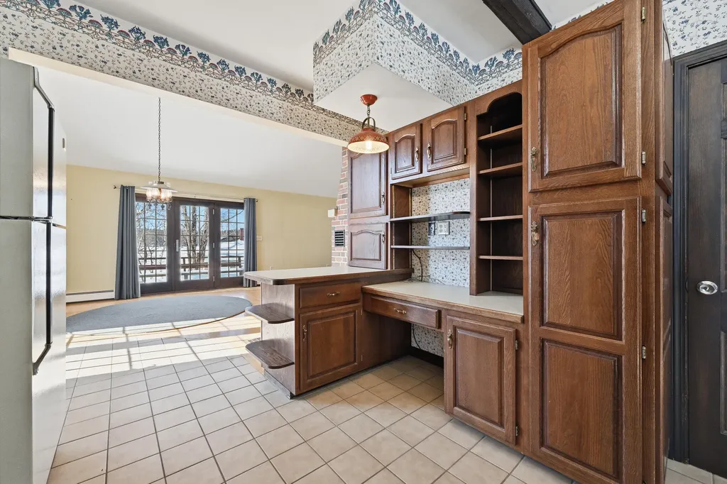 1210 Lakeview Drive China ME 04358