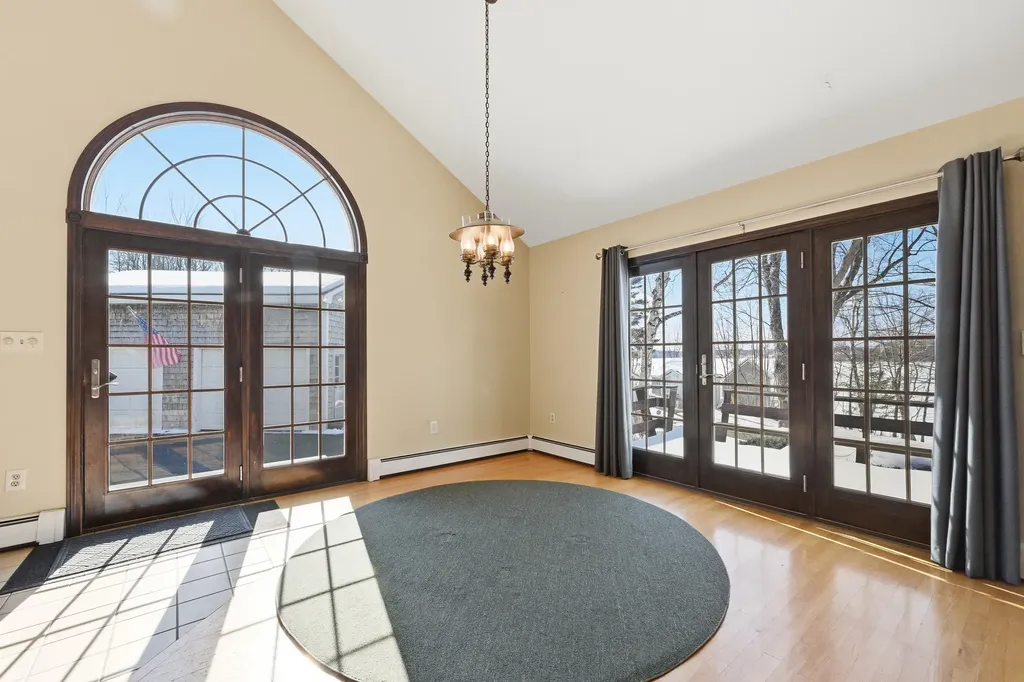 1210 Lakeview Drive China ME 04358