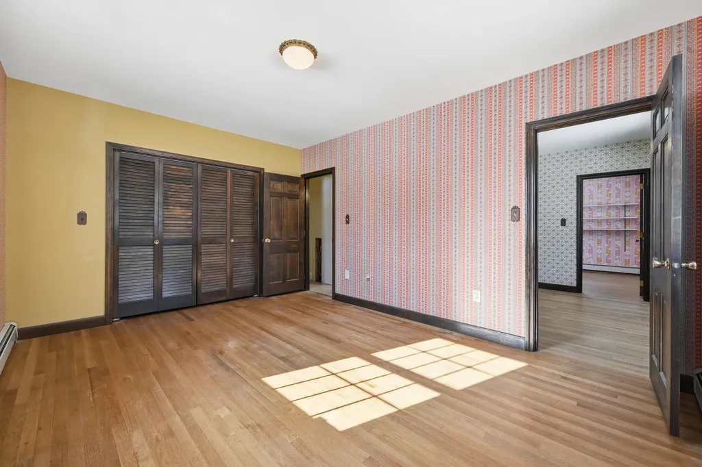 1210 Lakeview Drive China ME 04358