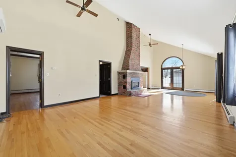 1210 Lakeview Drive China ME 04358