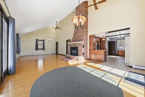 1210 Lakeview Drive China ME 04358
