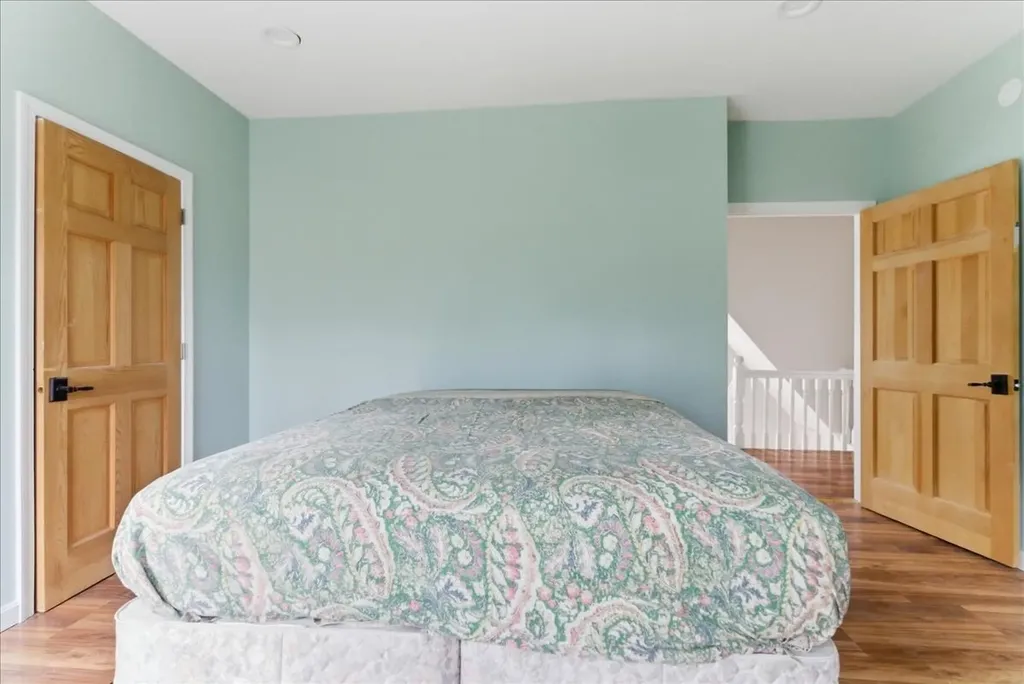 10 Middle Street Lisbon ME 04252