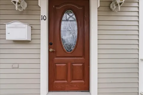 10 Middle Street Lisbon ME 04252