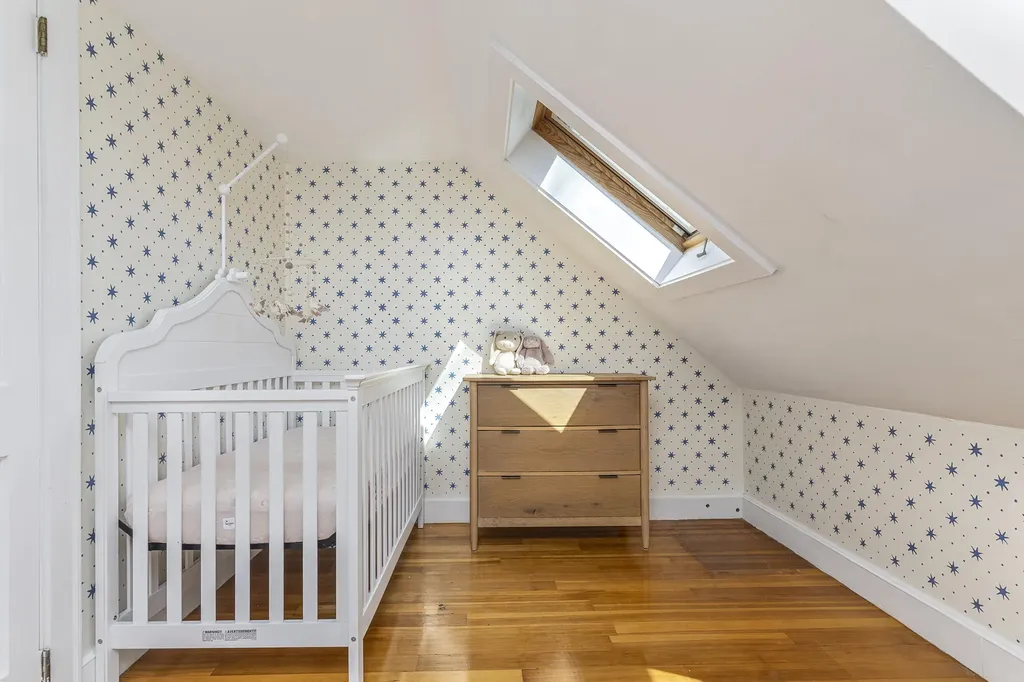 387 Mitchell Road Cape Elizabeth ME 04107