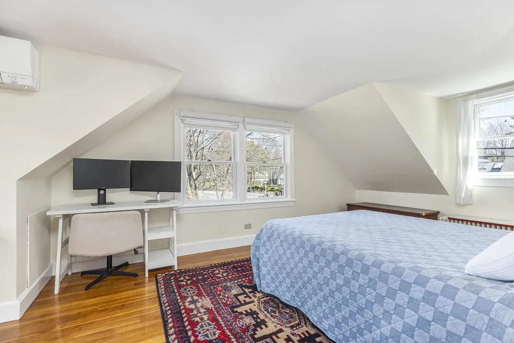 387 Mitchell Road Cape Elizabeth ME 04107