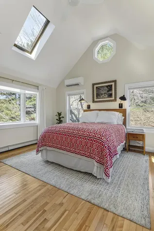 387 Mitchell Road Cape Elizabeth ME 04107
