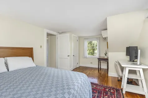 387 Mitchell Road Cape Elizabeth ME 04107