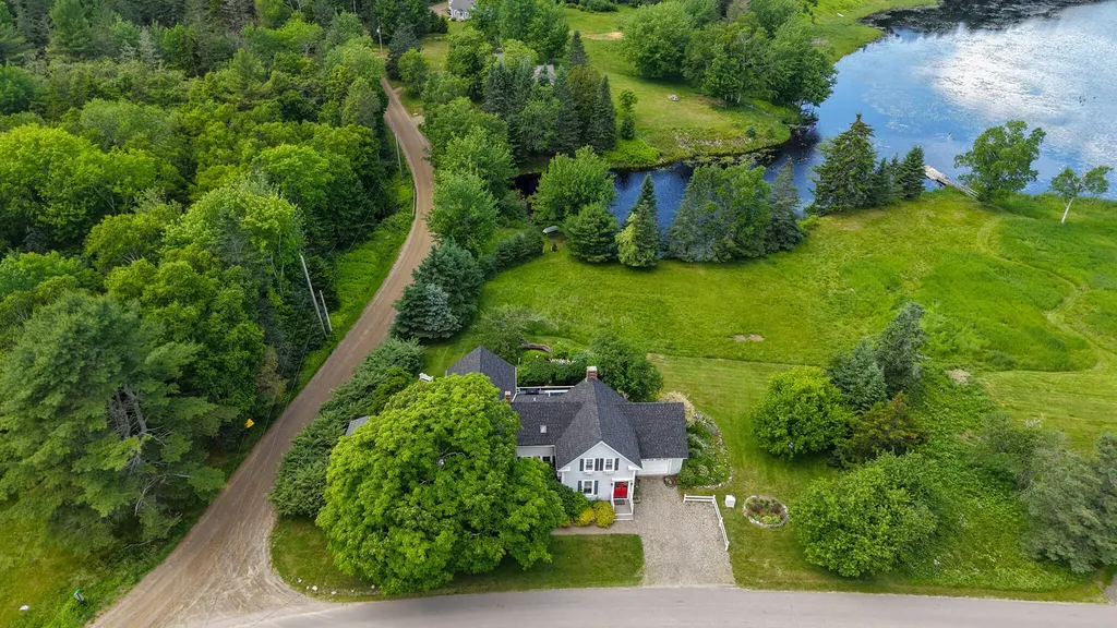 1052 Meadow Pond Road Islesboro ME 04848