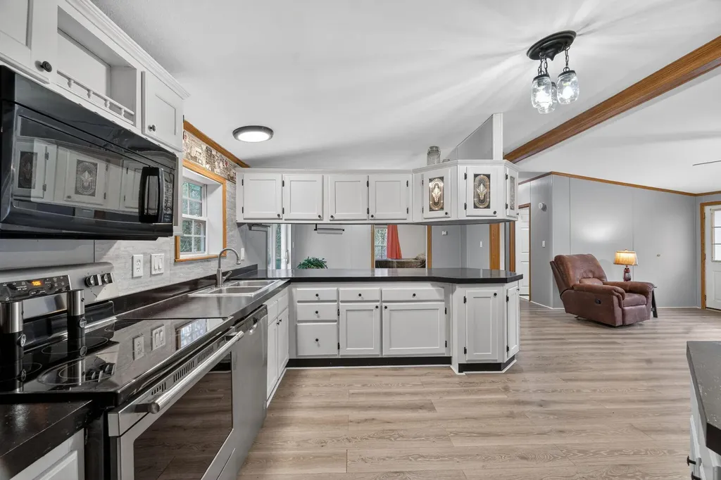 47 Hideaway Acres Road Chelsea ME 04330