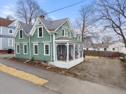 15 Grant Street Bangor ME 04401