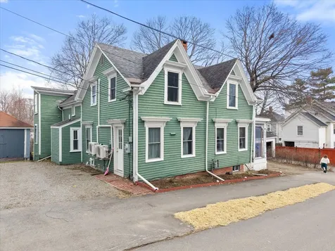 15 Grant Street Bangor ME 04401
