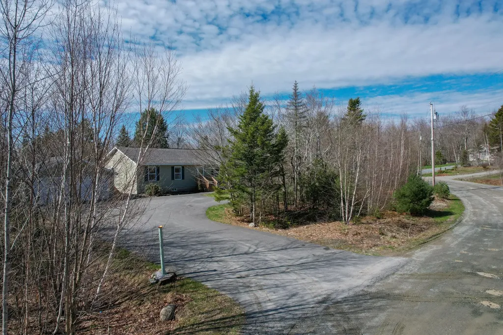 35 Dollard Farm Way Ellsworth ME 04605