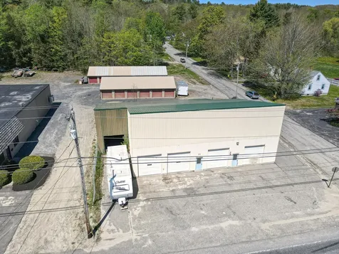 74 Route 133 Winthrop ME 04364