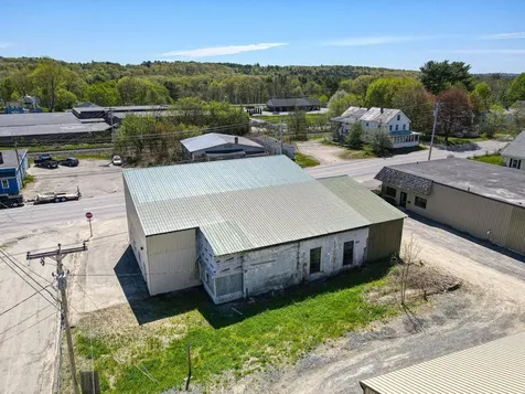 74 Route 133 Winthrop ME 04364