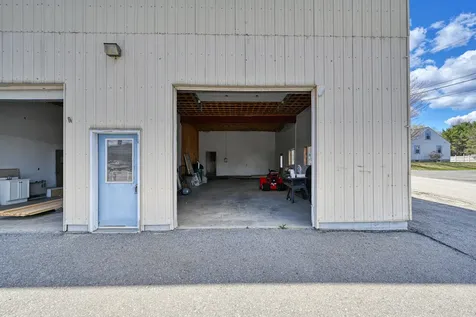 74 Route 133 Winthrop ME 04364
