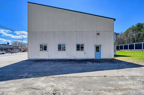 74 Route 133 Winthrop ME 04364