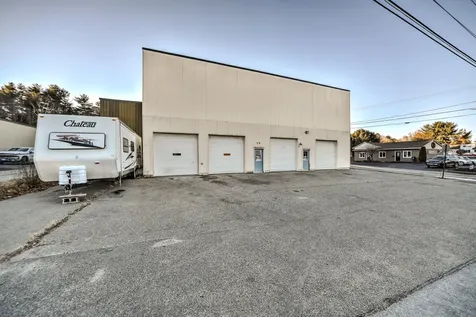 74 Route 133 Winthrop ME 04364