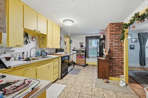 8 Maple Street Randolph ME 04346
