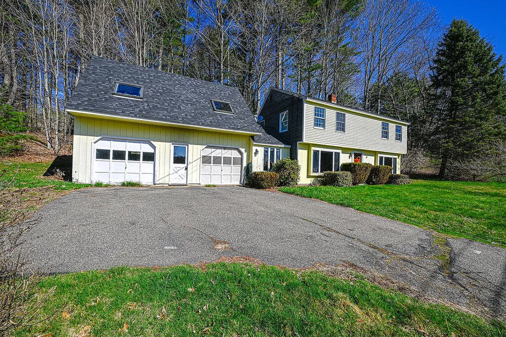 28 Ridgewood Road Eliot ME 03903
