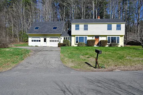 28 Ridgewood Road Eliot ME 03903