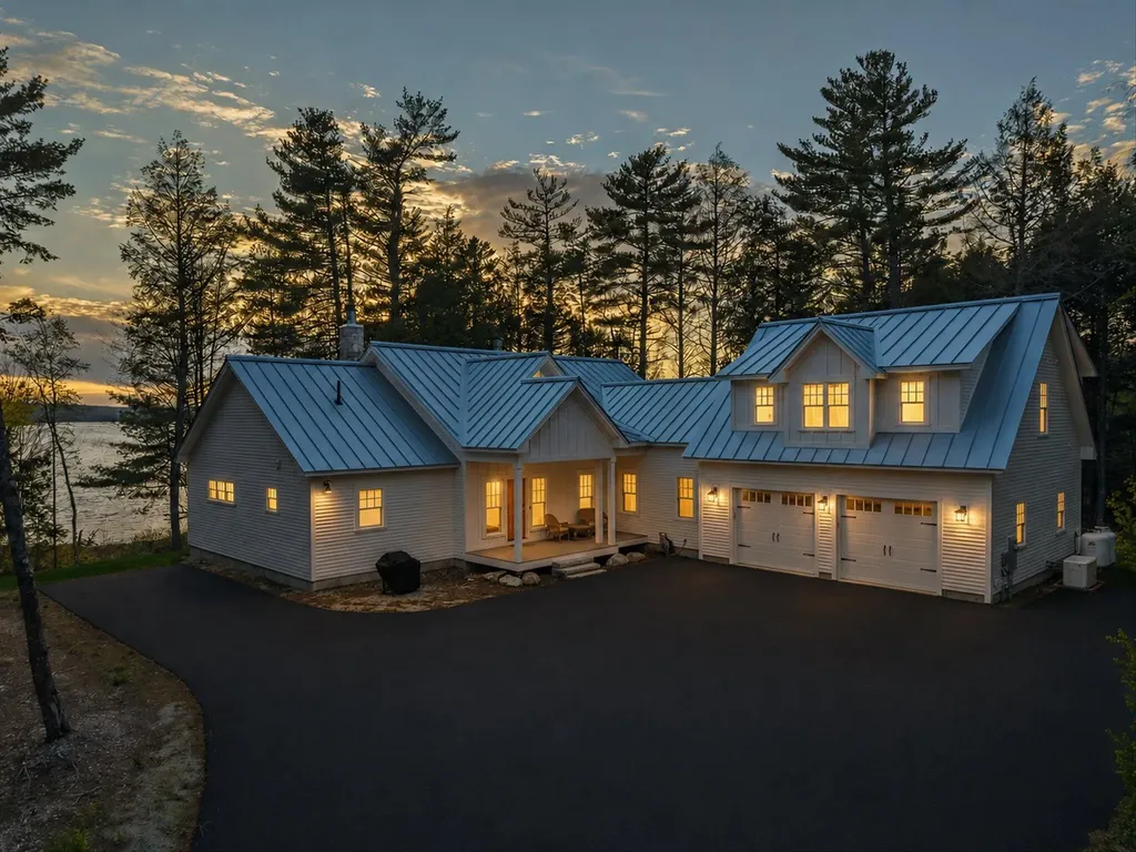 90 Blue Jay Lane Waltham ME 04605