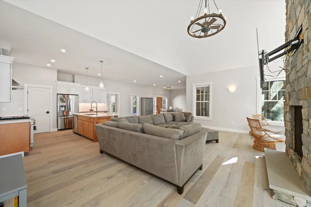 90 Blue Jay Lane Waltham ME 04605