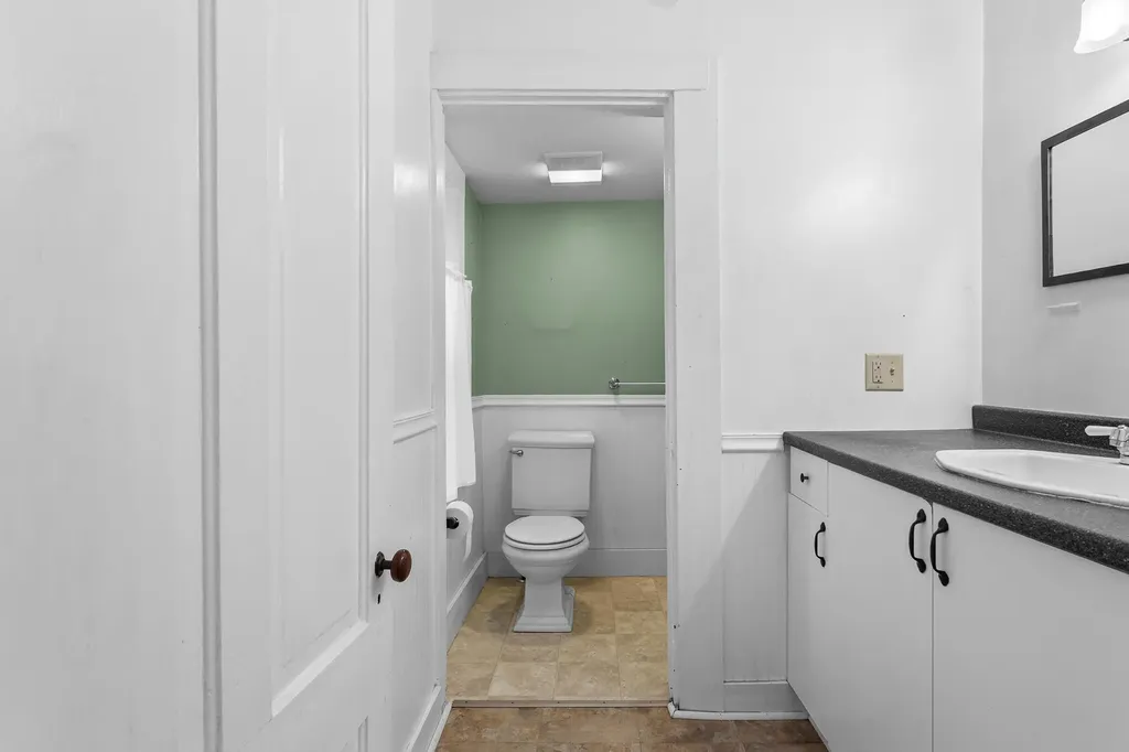 15 Grant Street Bangor ME 04401