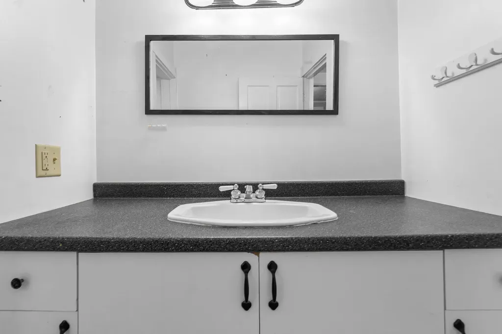15 Grant Street Bangor ME 04401