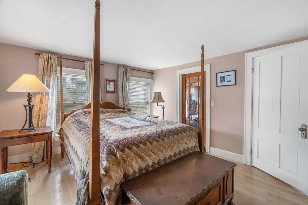 43 York Road Minot ME 04258