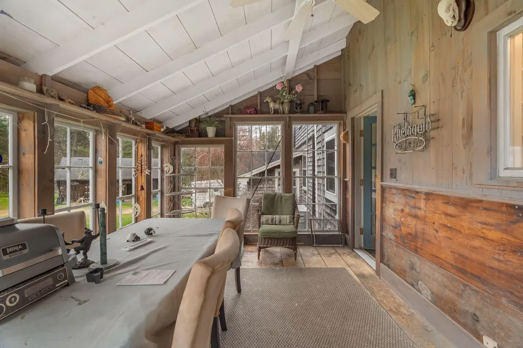 43 York Road Minot ME 04258