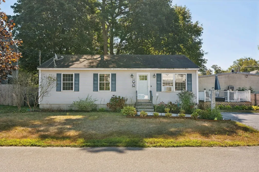 32 Robinson Street South Portland ME 04106