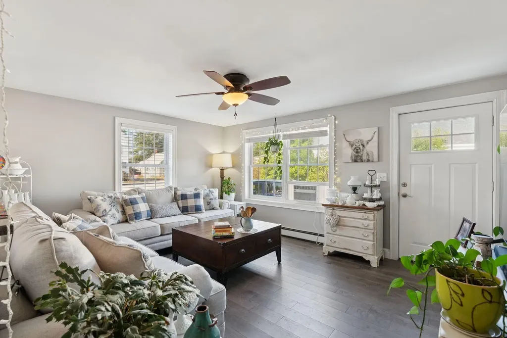 32 Robinson Street South Portland ME 04106