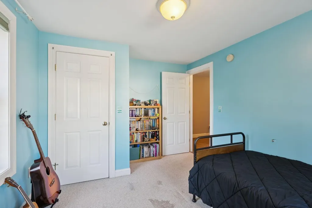32 Robinson Street South Portland ME 04106